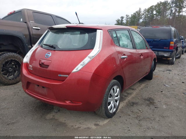 1N4AZ0CPXEC332493 Nissan LEAF S