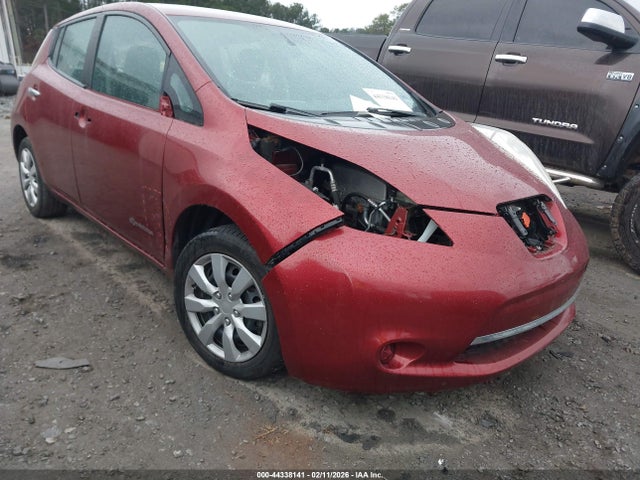 1N4AZ0CPXEC332493 Nissan LEAF S