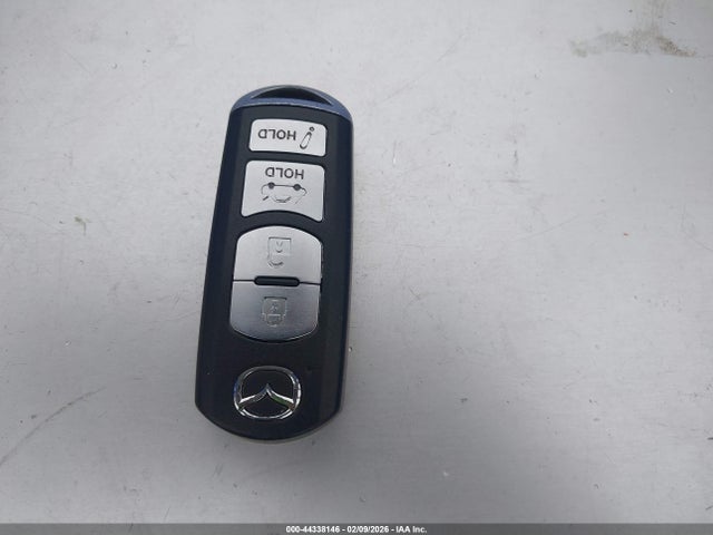 Mazda Mazda3 I Sport 2016 JM1BM1T70G1320726 Image 11