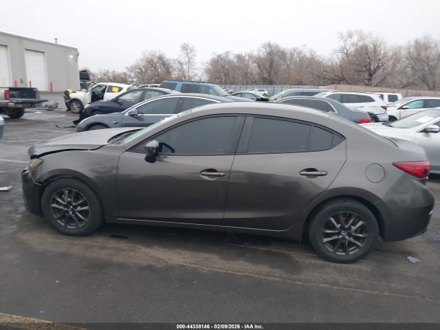 Mazda Mazda3 I Sport 2016 JM1BM1T70G1320726 Image 14