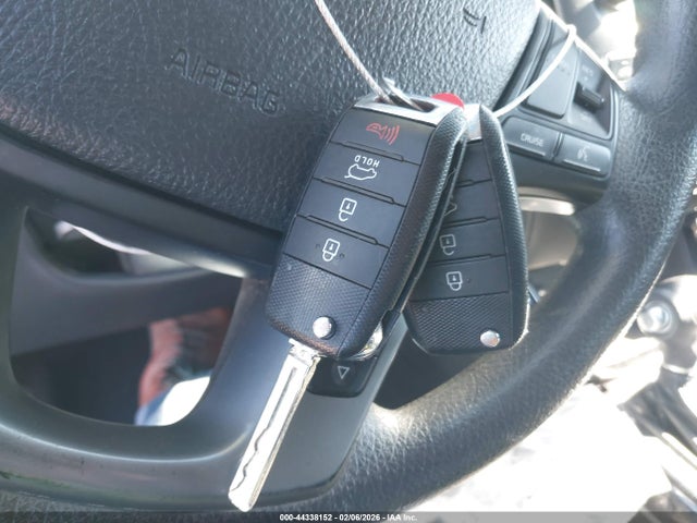 44338152 :رقم المزاد ، 5XYKT3A67EG486036 vin ، 2014 Kia Sorento Lx مزاد بيع
