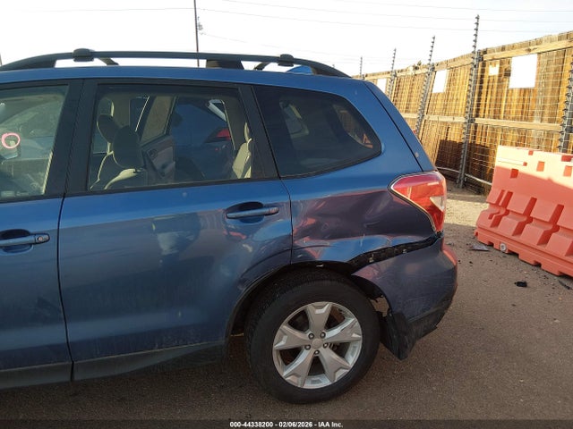 Продаж на аукціоні авто 2016 Subaru Forester 2.5i Premium, vin: JF2SJAFCXGH445260, номер лоту: 44338200