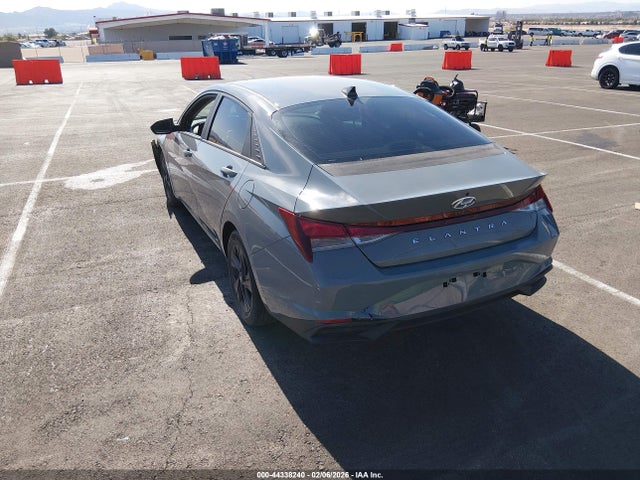 KMHLM4AG0MU066398 Hyundai ELANTRA SEL