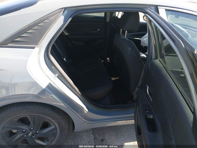 KMHLM4AG0MU066398 Hyundai ELANTRA SEL