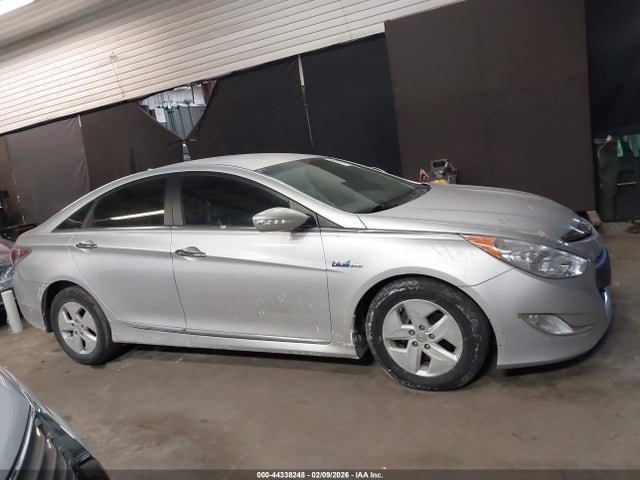 Продаж на аукціоні авто 2012 Hyundai Sonata Hybrid, vin: KMHEC4A49CA060908, номер лоту: 44338248