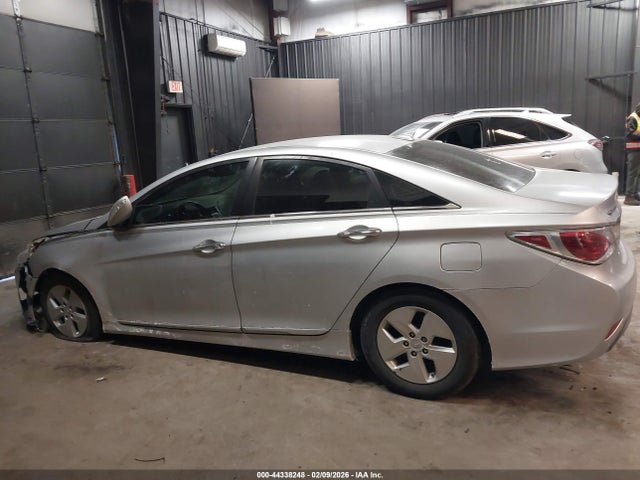 Продаж на аукціоні авто 2012 Hyundai Sonata Hybrid, vin: KMHEC4A49CA060908, номер лоту: 44338248