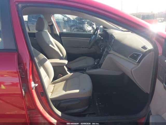 5NPD84LF0HH004176 Hyundai ELANTRA SE