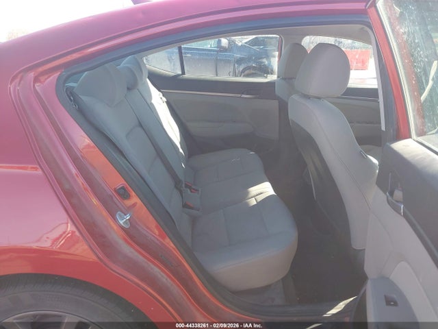 5NPD84LF0HH004176 Hyundai ELANTRA SE