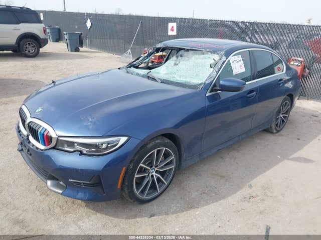 2021 BMW 330I 3MW5R1J04M8C02817 Photo 1