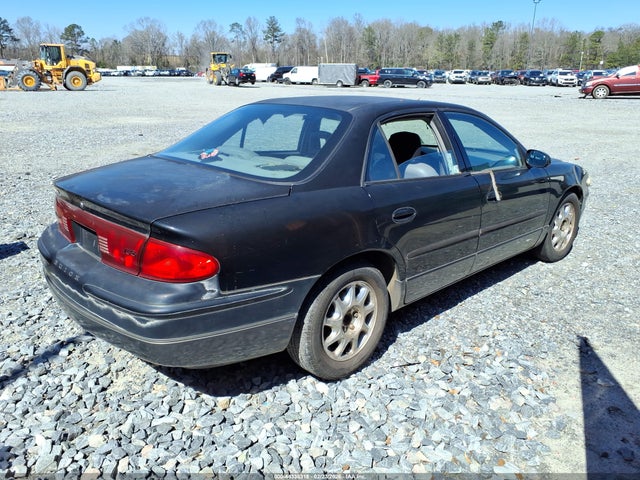 44338318 :رقم المزاد ، 2G4WF521031210470 vin ، 2003 Buick Regal Gs مزاد بيع