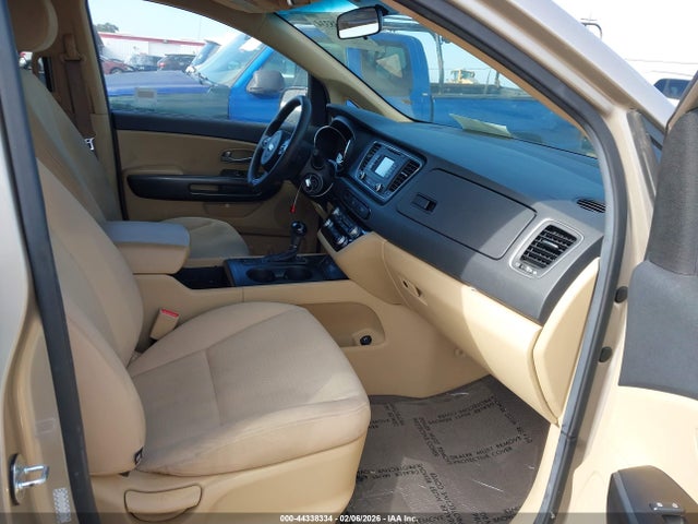 KIA SEDONA LX 2016 KNDMB5C19G6093444 Image 5