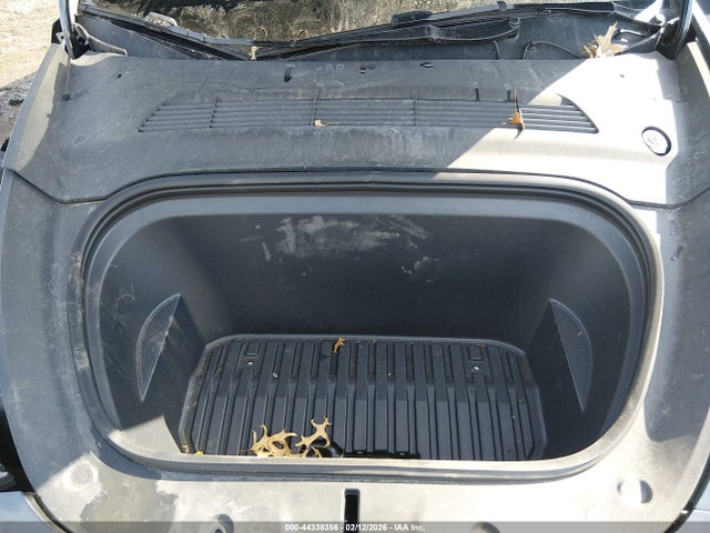 2023 TESLA MODEL Y 7SAYGDEE1PA191983 Photo 9