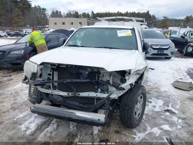 Toyota Tacoma 2015 5TFTX4CN4FX056708 Image 13