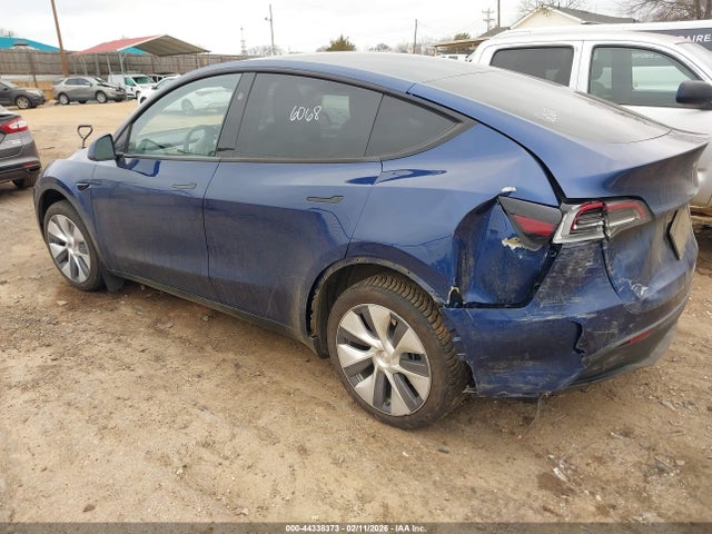 2023 TESLA MODEL Y 7SAYGDEE1PA189618 Photo 2