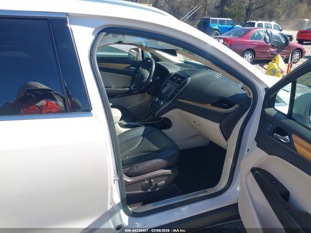 44338407 :رقم المزاد ، 5LMCJ2C98GUJ31172 vin ، 2016 Lincoln Mkc Select مزاد بيع