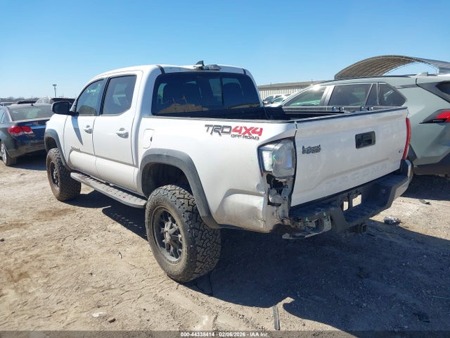 5TFCZ5AN3HX113745 Toyota Tacoma Trd Off Road