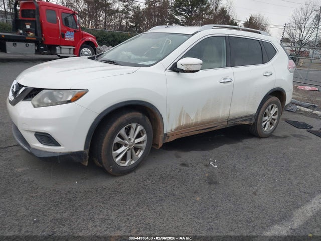 Nissan ROGUE SV 2015 5N1AT2MV5FC762935 Image 2