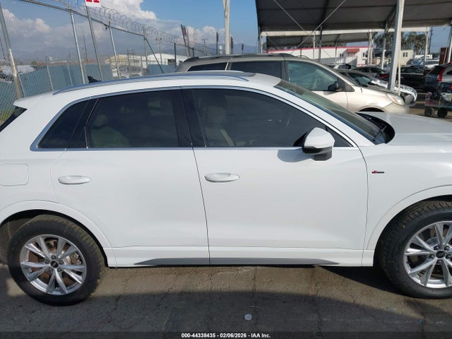 44338435 :رقم المزاد ، WA1DECF36P1134550 vin ، 2023 Audi Q3 Premium 45 Tfsi S Line Quattro Tiptronic مزاد بيع