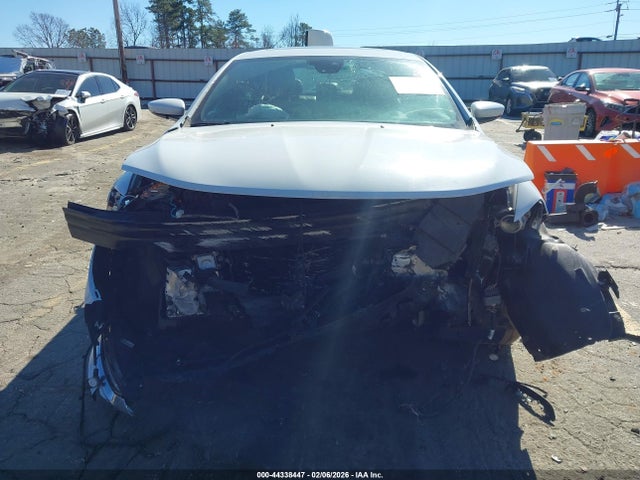 Продажа на аукционе авто 2016 Chrysler 200 C, vin: 1C3CCCCG6GN162490, номер лота: 44338447