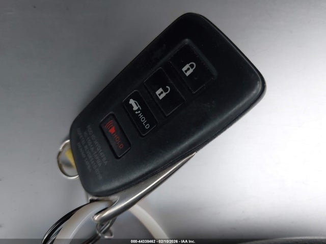 Toyota Mirai 2017 JTDBVRBD3HA001762 Image 11