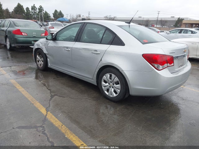 1G1PA5SG8E7338711 Chevrolet Cruze Ls Auto