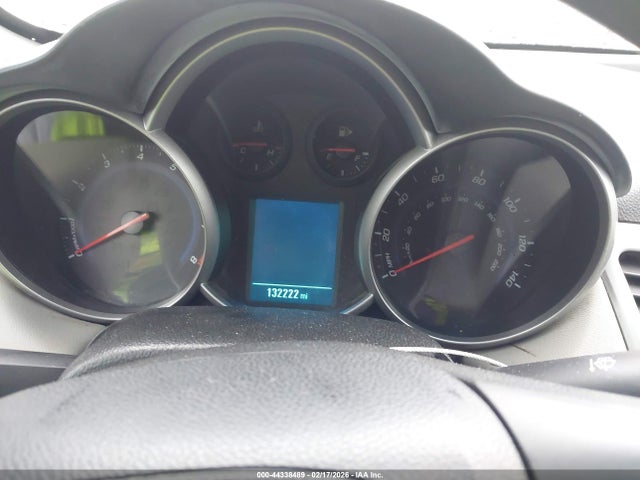 1G1PA5SG8E7338711 Chevrolet Cruze Ls Auto