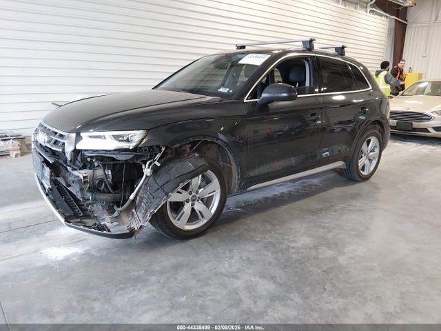 WA1BNAFY0J2064973 Audi Q5 2.0t Premium/2.0t Tech Premium