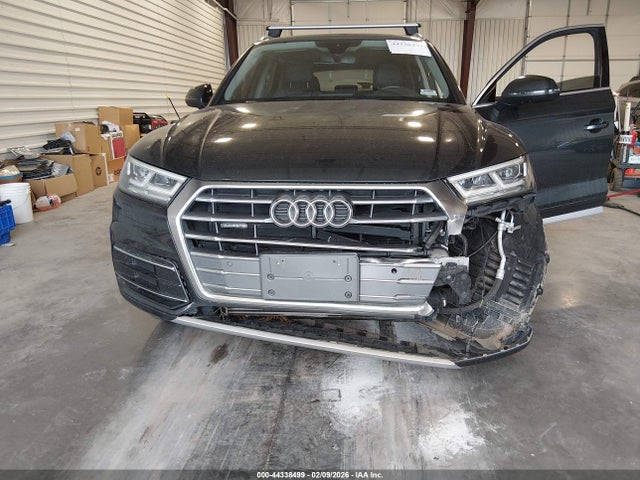 WA1BNAFY0J2064973 Audi Q5 2.0t Premium/2.0t Tech Premium