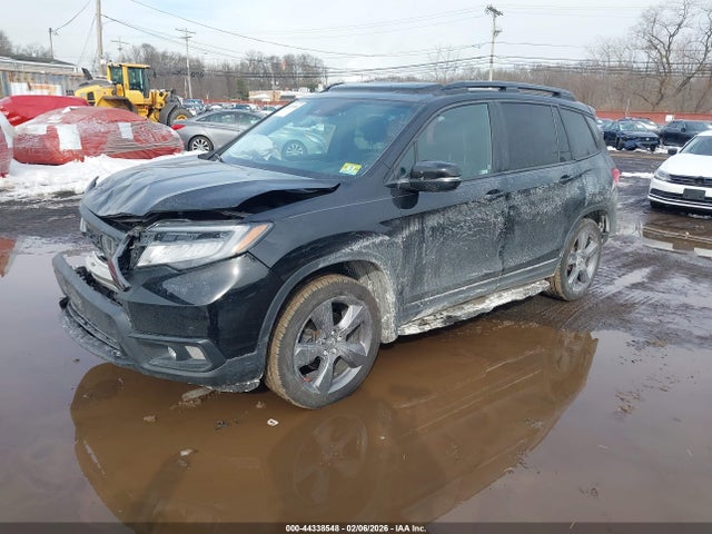 2021 HONDA PASSPORT 5FNYF8H96MB010784 Photo 1