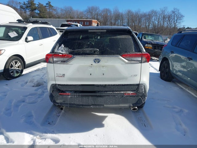 Продажа на аукционе авто 2024 Toyota Rav4 Prime Xse, vin: JTMEB3FV2RD202350, номер лота: 44338576