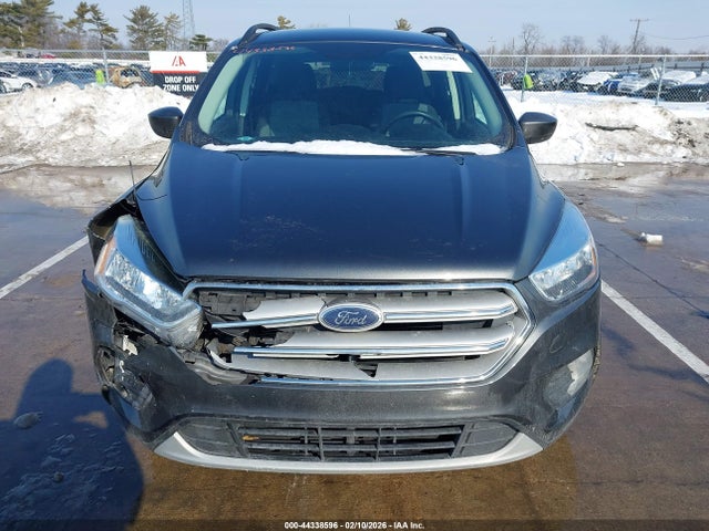 1FMCU0GD6JUB40702 Ford ESCAPE SE