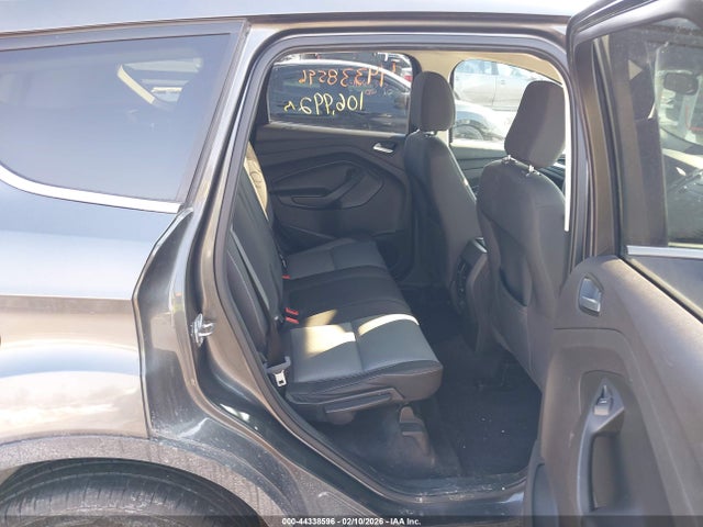 1FMCU0GD6JUB40702 Ford ESCAPE SE