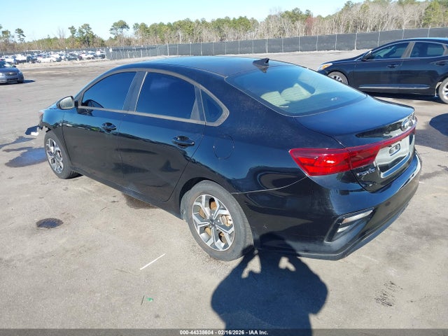 2021 Kia Forte Lxs მანქანა იყიდება აუქციონზე, vin: 3KPF24ADXME382886, აუქციონის ნომერი: 44338604