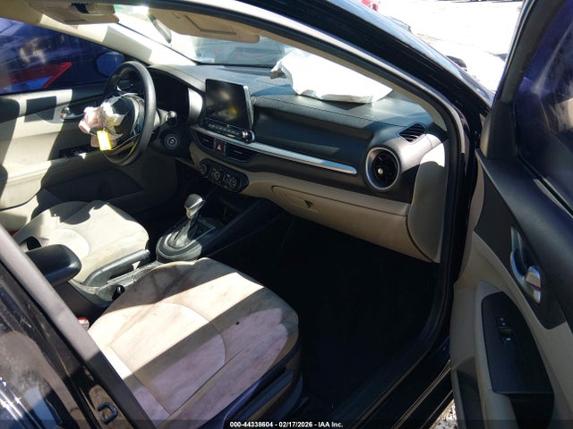2021 Kia Forte Lxs მანქანა იყიდება აუქციონზე, vin: 3KPF24ADXME382886, აუქციონის ნომერი: 44338604