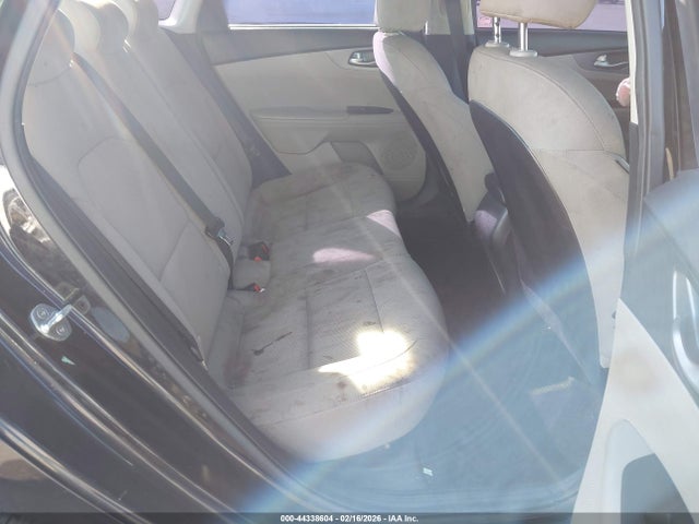 2021 Kia Forte Lxs მანქანა იყიდება აუქციონზე, vin: 3KPF24ADXME382886, აუქციონის ნომერი: 44338604