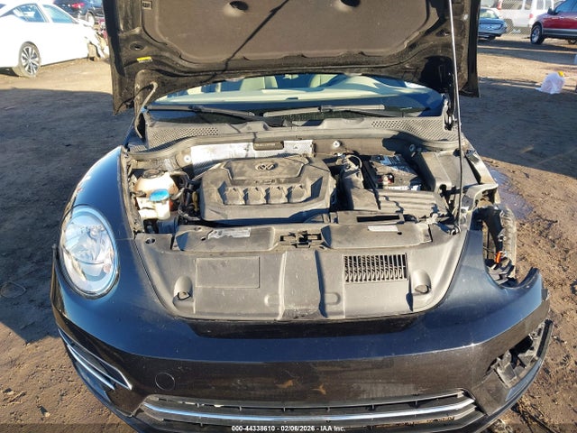 2018 VOLKSWAGEN BEETLE 3VWJD7AT1JM701863 Photo 9