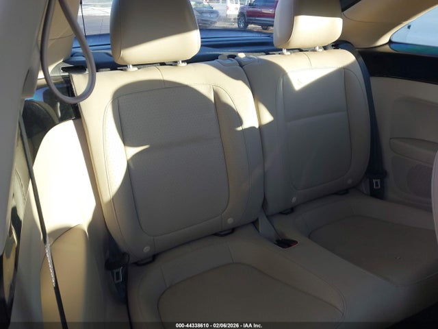 2018 VOLKSWAGEN BEETLE 3VWJD7AT1JM701863 Photo 7