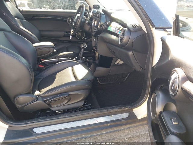 2015 MINI HARDTOP WMWXP7C56FT740229 Photo 4