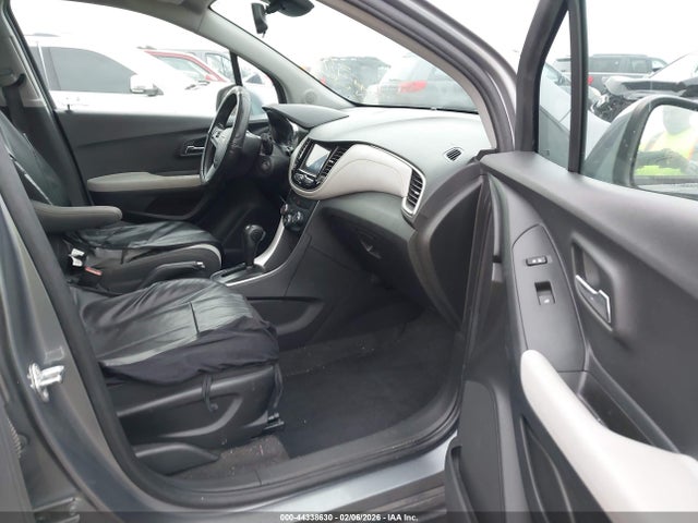 2020 CHEVROLET TRAX 3GNCJKSB3LL164166 Photo 4