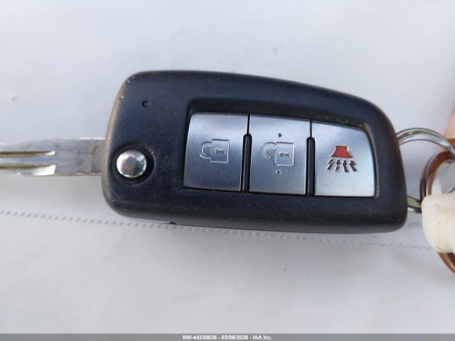 JN1BJ1CPXKW217028 Nissan Rogue Sport S