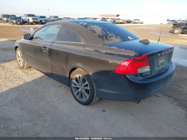 2013 VOLVO C70 YV1672MC0DJ141991 Photo 2