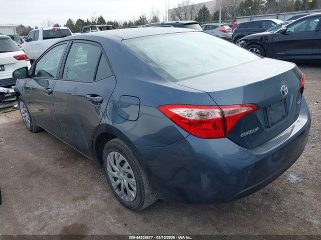 2018 TOYOTA COROLLA 2T1BURHE6JC073253 Photo 2