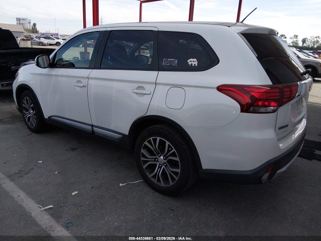 JA4AD3A34GZ008878 Mitsubishi Outlander Se/sel