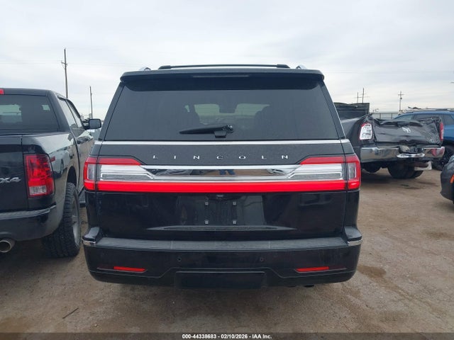 44338683 :رقم المزاد ، 5LMJJ2LTXKEL10366 vin ، 2019 Lincoln Navigator Reserve مزاد بيع