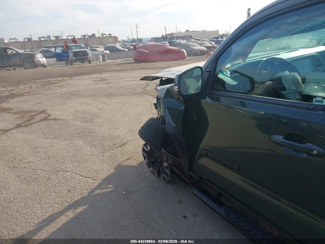 3TMAZ5CN4NM170557 Toyota Tacoma Trd Off Road