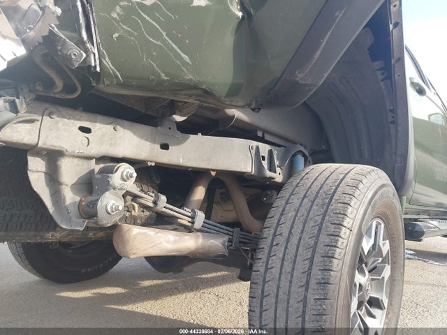 3TMAZ5CN4NM170557 Toyota Tacoma Trd Off Road