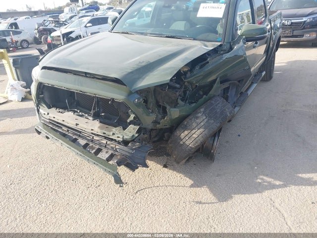 3TMAZ5CN4NM170557 Toyota Tacoma Trd Off Road