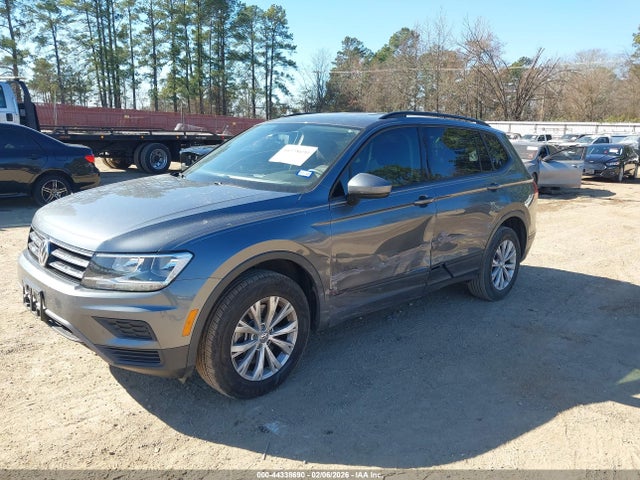 Продажа на аукционе авто 2020 Volkswagen Tiguan 2.0t S, vin: 3VV1B7AX1LM134442, номер лота: 44338690