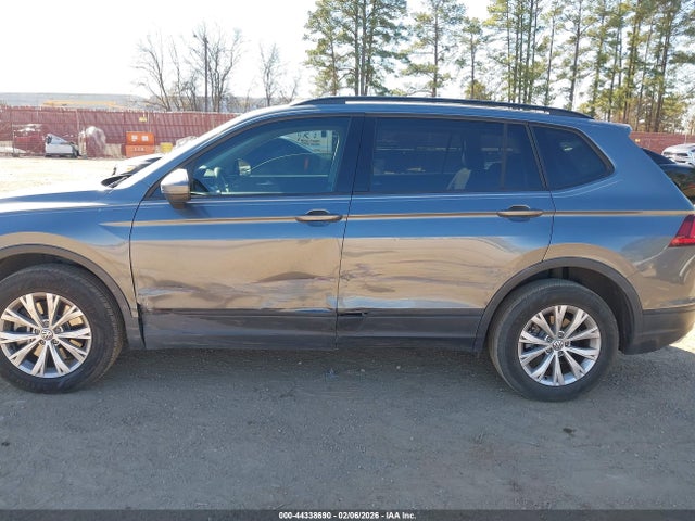 Продажа на аукционе авто 2020 Volkswagen Tiguan 2.0t S, vin: 3VV1B7AX1LM134442, номер лота: 44338690