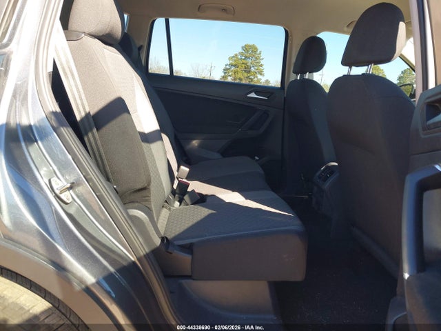 Продажа на аукционе авто 2020 Volkswagen Tiguan 2.0t S, vin: 3VV1B7AX1LM134442, номер лота: 44338690